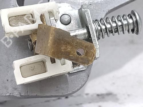 håndbremse FORD FOCUS I Saloon (DFW)  | BP29892154I18