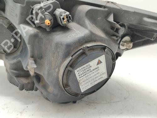 Right headlight HONDA CR-V III (RE_) 2.2 i-CTDi 4WD (RE6) | BP29892098C29