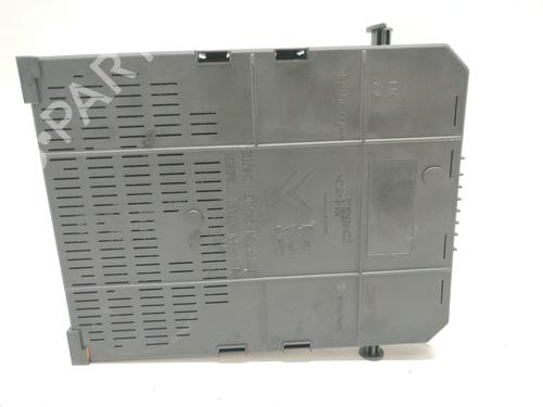 Fuse box CITROËN C5 III (RD_) 2.0 HDi 165 (RDRHHA, RDRHH8) | BP33887241E1 - Image 2