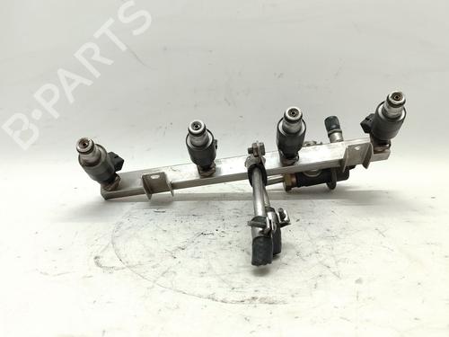 Used Injection rail OPEL ASTRA F Hatchback (T92) 1.4 i (F08, M08, F68, M68) (60 hp) 30109270