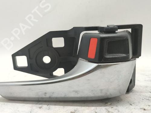Used Rear right interior door handle Rear right interior door handle 37016070 37016070