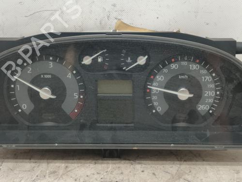 Used Instrument cluster RENAULT LAGUNA II (BG0/1_) [2001-2007]  17790384