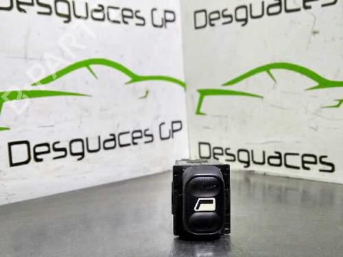 Used Right front window switch CITROËN XSARA (N1) [1997-2005]  7137721