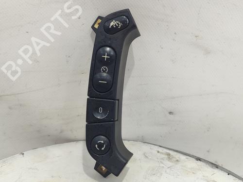 Used Steering wheel controls BMW 5 (E39) 525 tds (143 hp) 19323770