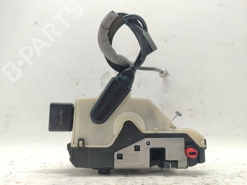 Fechadura trás direita PEUGEOT 208 I (CA_, CC_) 1.2 VTI 82 (82 hp) 30805430