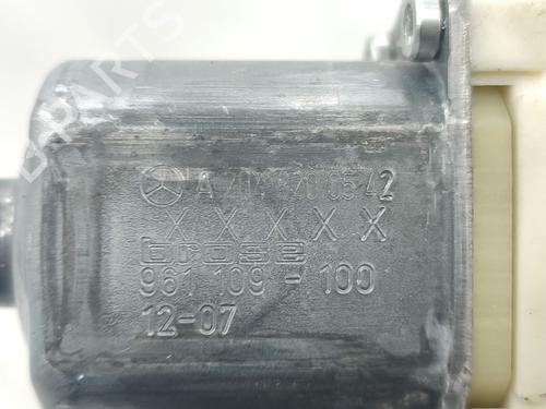 Rudehejsemekanisme venstre bagtil MERCEDES-BENZ E-CLASS (W212) E 200 CDI / BlueTEC (212.005, 212.006) | BP30686273C24