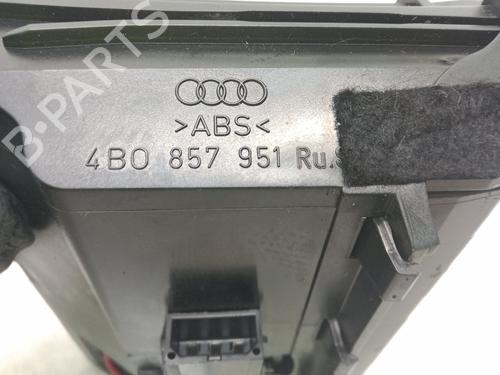Ashtray AUDI A6 C5 Avant (4B5) 2.5 TDI quattro | BP25495584I30 