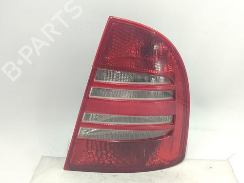 right-taillight-skoda-superb-i-3u4-2001-2002-2003-2004-2005-2006-2007-2008-40196391 main image