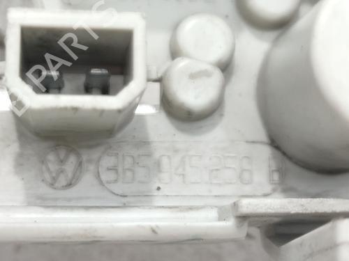 Lamp holder VW PASSAT B5.5 (3B3) 1.9 TDI | BP28095483L10 