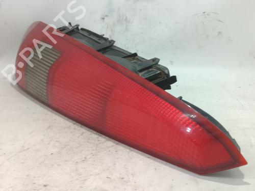 Used Right taillight FORD FIESTA V (JH_, JD_) 1.4 TDCi (68 hp) 18882425