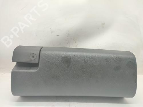Used Glove box MERCEDES-BENZ E-CLASS (W210) E 220 CDI (210.006) (125 hp) 27971495