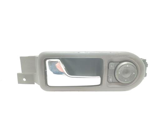 Used Front left interior door handle VW PASSAT B5 (3B2) 1.9 TDI (110 hp) 31630487