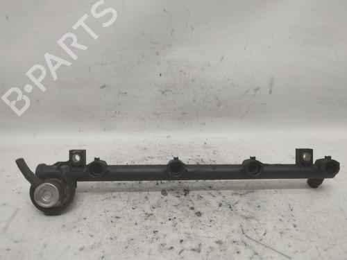 Used Injection rail RENAULT LAGUNA I (B56_, 556_) 1.6 16V (B568, B561) (107 hp) 27860698