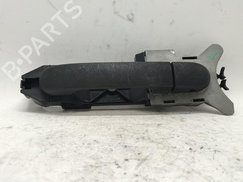 Używane Klamka zewnętrzna drzwi przednich lewych NISSAN MICRA III (K12) 1.2 16V (80 hp) 30055774