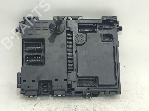 Used Fuse box Fuse box 38112699 38112699