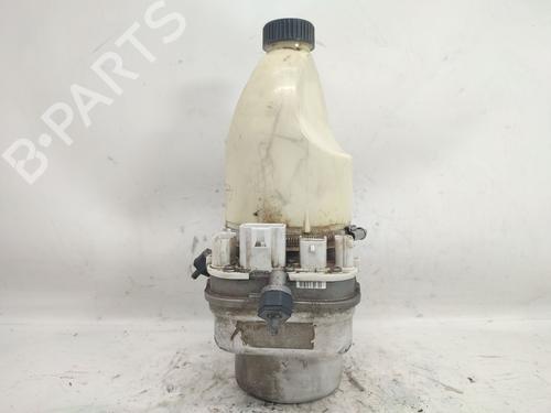 Used Steering pump OPEL VECTRA C GTS (Z02) [2002-2009]  28825394