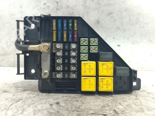 Used Fuse box LAND ROVER FREELANDER I (L314) 2.0 Td4 4x4 (112 hp) 27575581