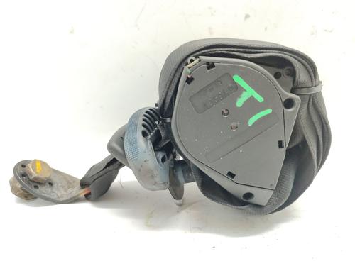 Used Rear left seatbelt SKODA FABIA I (6Y2) 1.2 (54 hp) 31044506
