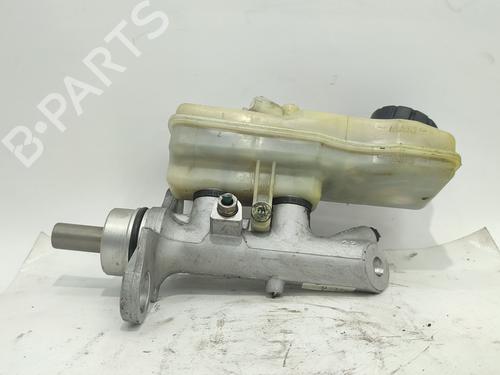 brake-master-cylinder-renault-megane-ii-bm01_-cm01_-2001-2002-2003-2004-2005-2006-2007-2008-2009-2010-2011-2012-31623204 main image