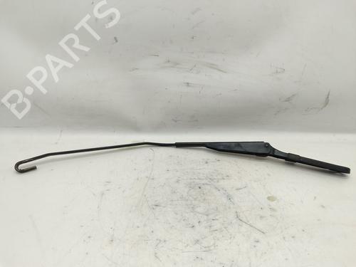 Used Front windshield wiper arm OPEL MOVANO A Van (X70) 1.9 DTI (FD) (82 hp) 26555256