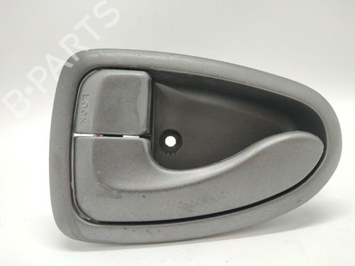 Used Front left interior door handle Front left interior door handle HYUNDAI ACCENT II (LC) 1.3 (86 hp) 33887221 33887221