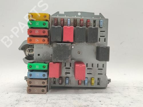 Used Fuse box Fuse box LANCIA YPSILON (843_) 1.3 D Multijet (843.AXH1A, 843.AXE1A) (105 hp) 36077192 36077192