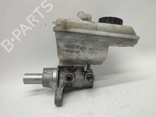 Used Brake master cylinder RENAULT LAGUNA III (BT0/1) [2007-2015]  16217528