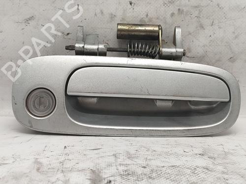Used Front right exterior door handle TOYOTA COROLLA Liftback (_E11_) 2.0 D-4D (CDE110_, CDE110R) (90 hp) 27919928