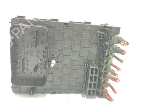 Used Fuse box Fuse box 36645571 36645571