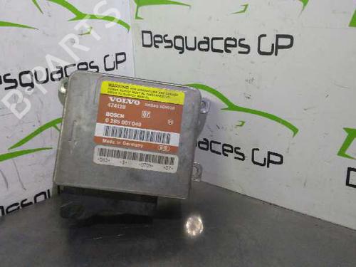 Used ECU airbags VOLVO 440 (445) 1.9 Turbo-Diesel (90 hp) 7135620