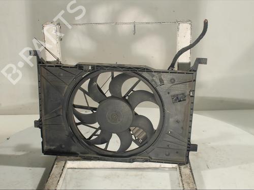Used Radiator fan Radiator fan 18318461 18318461