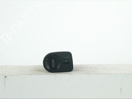 Hovedlysbryter Hovedlysbryter SEAT IBIZA IV ST (6J8, 6P8) 1.6 TDI (105 hp) 37499843 37499843