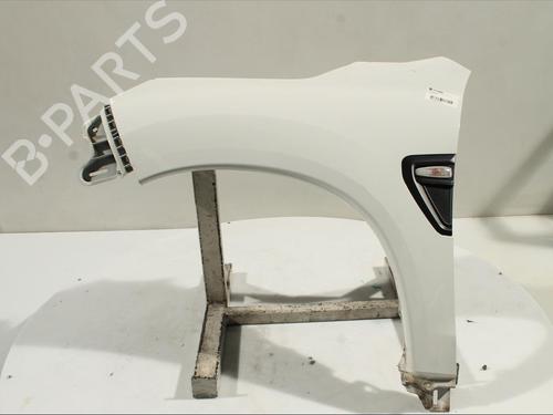 Used Left front fenders Left front fenders 23030915 23030915