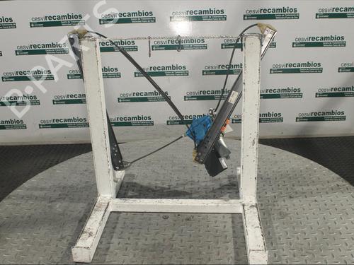 Used Front right window mechanism Front right window mechanism VW TOUAREG (7LA, 7L6, 7L7) 3.0 V6 TDI (225 hp) 12078432 12078432