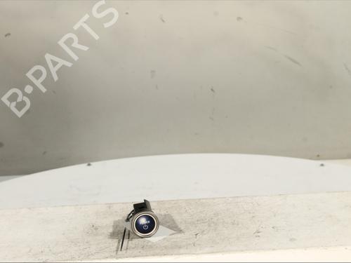 switch-lexus-nx-_z1_-2014-28596194 main image