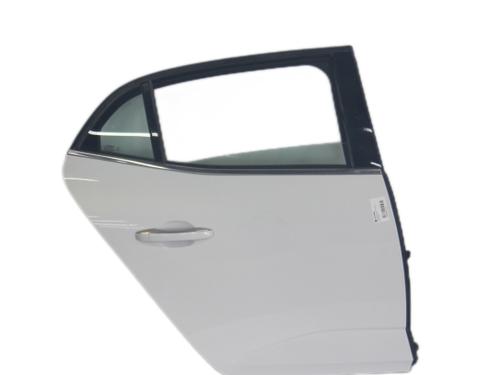 right-rear-door-renault-megane-iv-hatchback-b9amn_-2015-40615424 main image