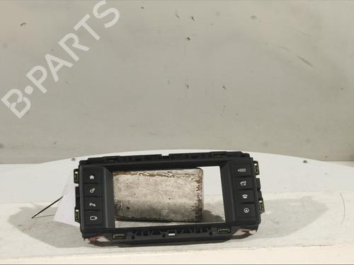 Used Switch JAGUAR F-PACE (X761) 2.0 TD4 AWD (180 hp) 32769056