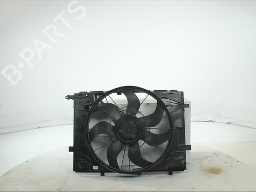 Radiator fan MERCEDES-BENZ E-CLASS (W213) E 220 d (213.004) | BP37092915M35 - Image 2
