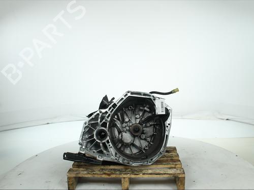Used Gearbox Gearbox DACIA DUSTER (HM_) 1.5 dCi 115 4x4 (HMAD) (116 hp) 40205575 40205575