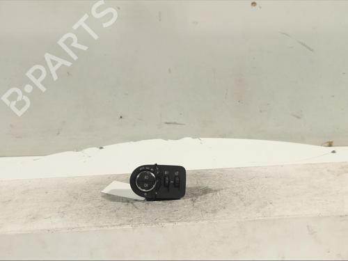 Used Headlight switch Headlight switch OPEL CORSA F (P2JO) 1.2 (68) (101 hp) 11984048 11984048