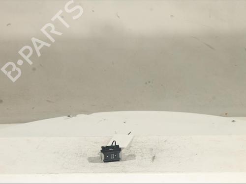 Interruttore Interruttore PEUGEOT 308 III (FB_, FH_, FP_, F3_, FM_) PureTech 130 (FPHNSL, FPHNST) (131 hp) 24399422 24399422