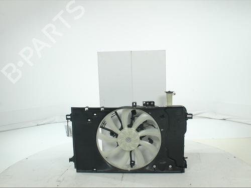 radiator-fan-toyota-yaris-cross-mxp_-2020-36396819 main image