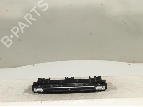 climate-control-mercedes-benz-a-class-w177-2018-23238394 main image