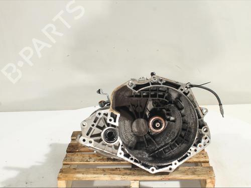 Used Gearbox Gearbox OPEL CORSA E (X15) 1.4 LPG (08, 68) (90 hp) 26537632 26537632