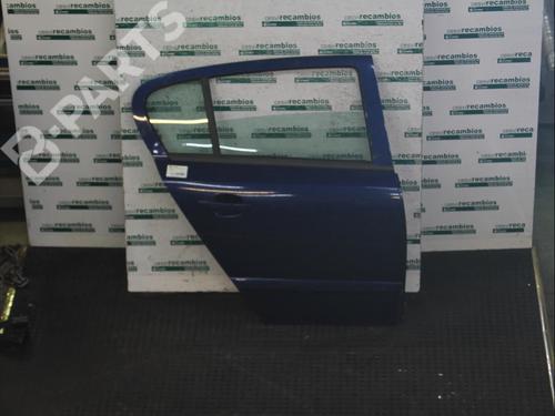 Used Right rear door OPEL ASTRA H (A04) [2004-2014]  11898256