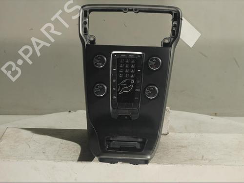 Used Climate control VOLVO V40 Hatchback (525) T2 (122 hp) 15407155