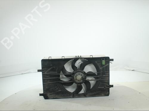 radiator-fan-opel-astra-j-p10-2009-2010-2011-2012-2013-2014-2015-2016-36850376 main image