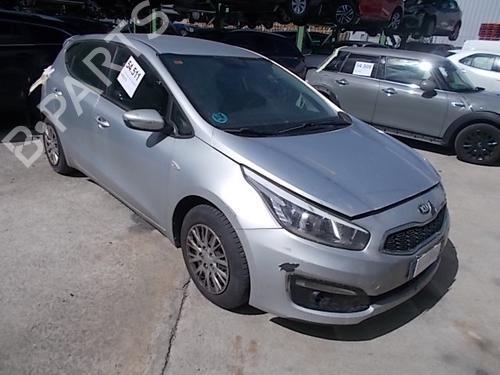 Used Parts KIA CEE'D (JD) 1.4 CRDi 90 1938245