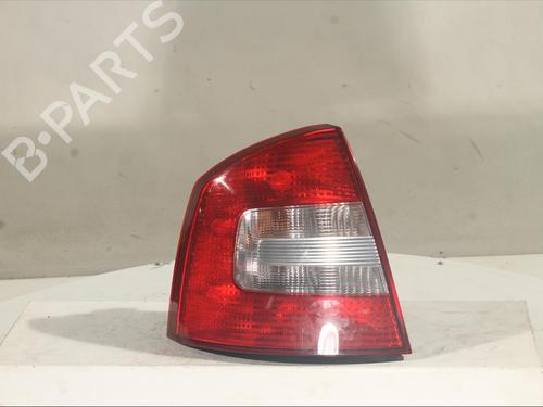 Used Left taillight SKODA OCTAVIA II (1Z3) 1.6 TDI (105 hp) 20222006