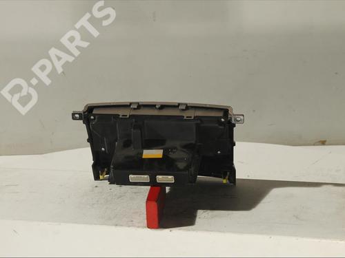 Commande Chauffage TOYOTA COROLLA Verso (ZER_, ZZE12_, R1_) 2.0 D-4D (CUR10_, CUR10R) (116 hp) 11905496